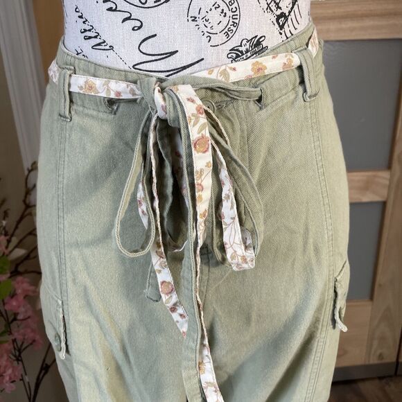 Abercrombie and Fitch Pants Womens Large Green Wide Cargo Leg Coastal Floral - Picture 7 of 15